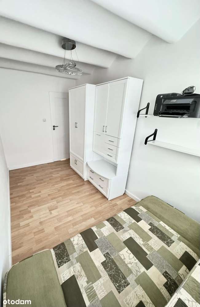 Gotowe do wprowadzenia 3 pokoje w sercu miasta dla rodziny/ inwestora - Pełny obrazek: 4/8