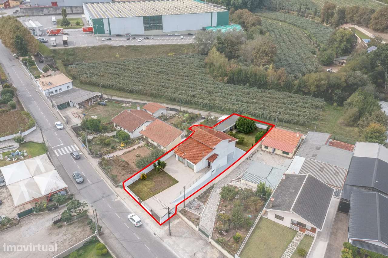 Moradia T4 - Vila de Cucujães - Oliveira de Azeméis-51