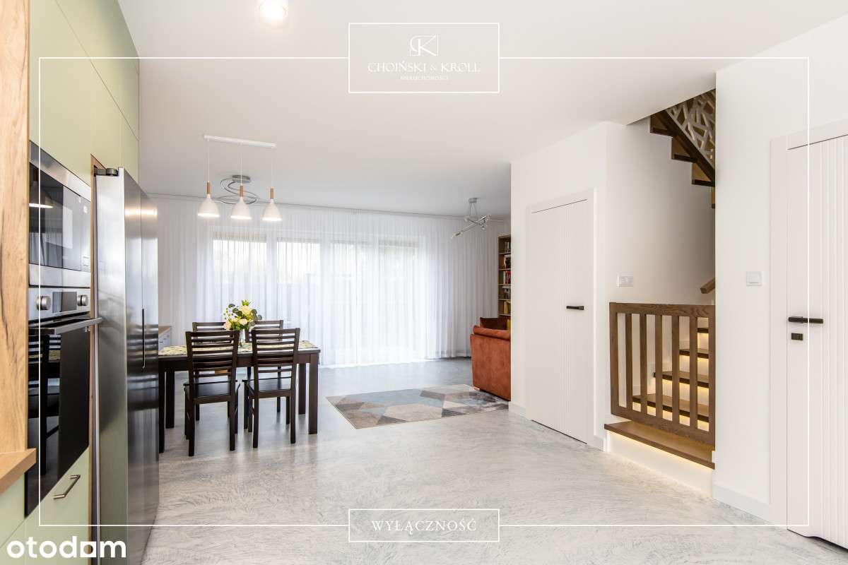 Elegancki dom z energooszczędną fotowoltaiką!-16