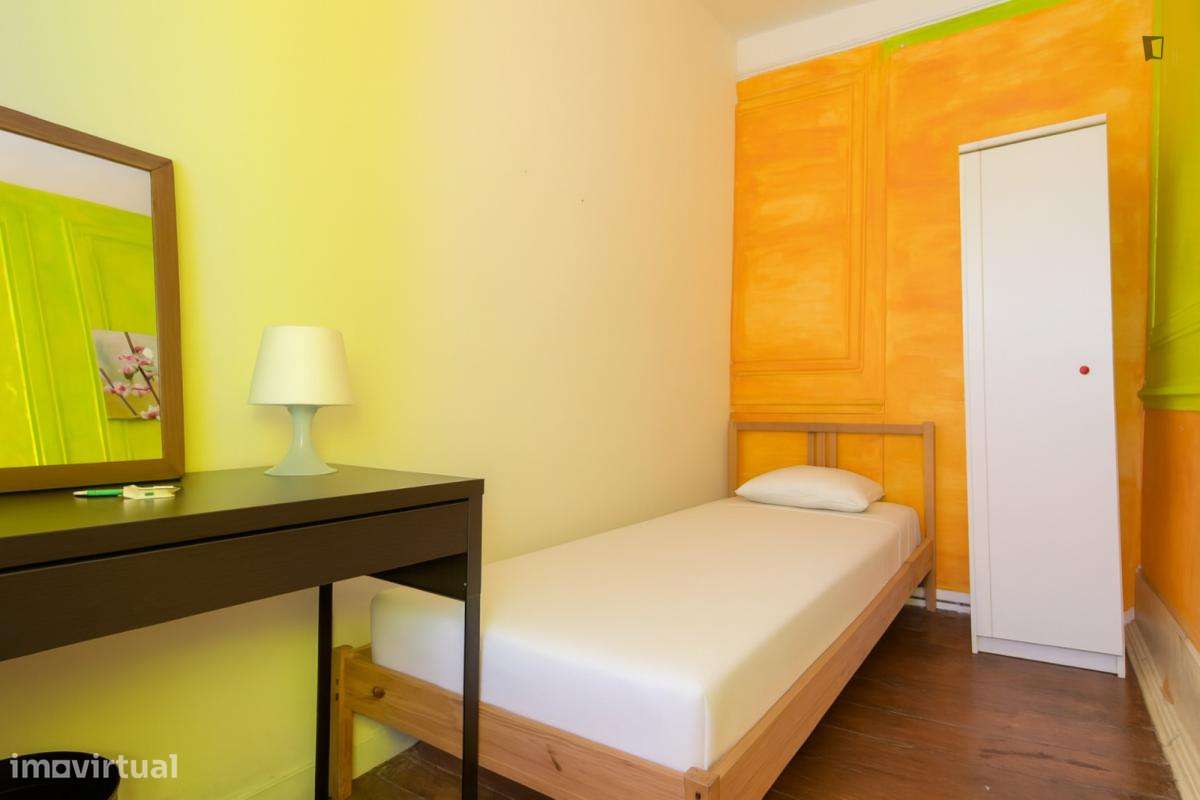 Quarto - localizado em Saldanha Lisbon - Grande imagem: 2/10