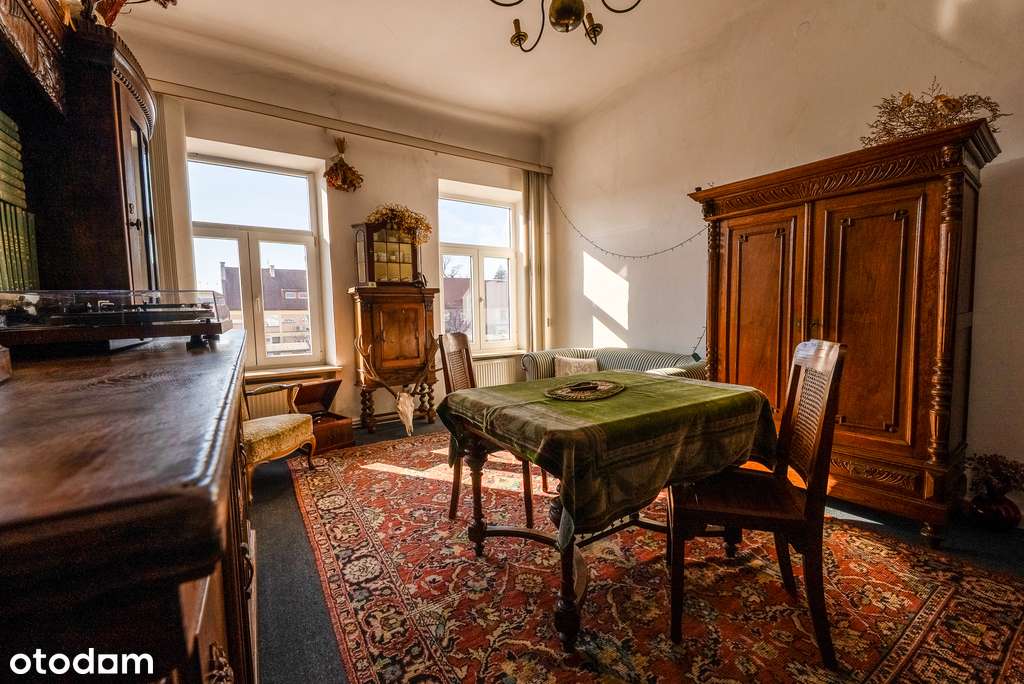 Kamienica 922 m2 pow. mieszkalnej i 340 m2 usł.-6