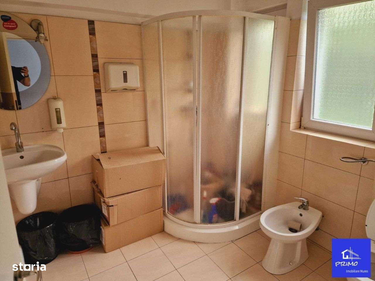 De vanzare cladire 3 etaje zona Garii strada principala oportunitate - Imagine principală: 2/15