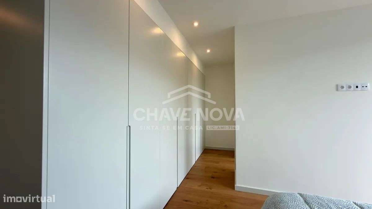 Apartamento T3 Novo c/ 2 Lugares de Garagem em Oliveira do Douro-21