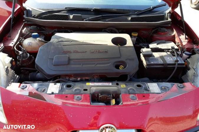 Dezmembrez Alfa Romeo Giulietta 940 [2010 - 2020] Hatchback 1.6 JTDm MT (105 hp) - 5