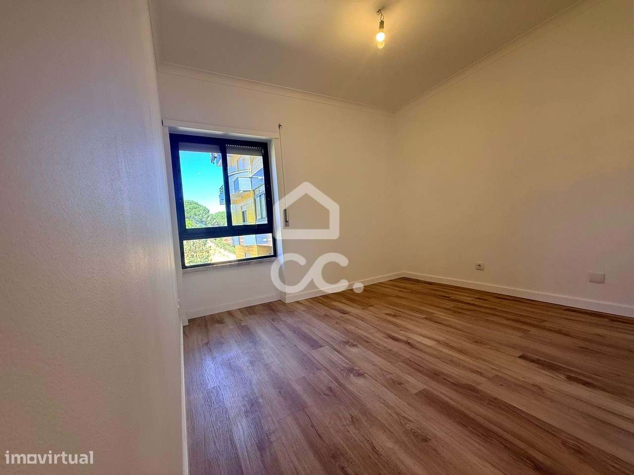 Apartamento T3 com Varanda e Arrecadação em Feijó-19