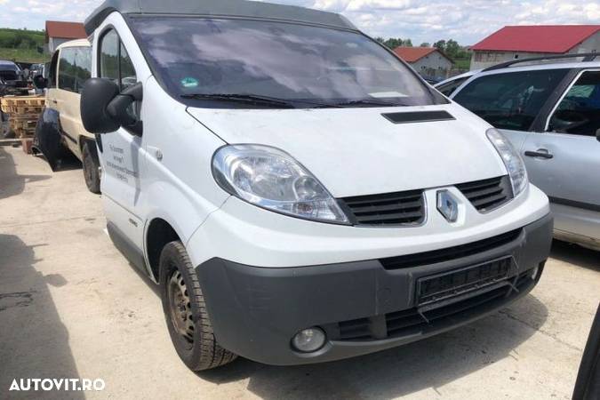 Pompa apa Renault Trafic 2 (facelift)  [din 2006 pana  2015] seria Minivan 2.0 MT L1H1 (9 places) ( - 2