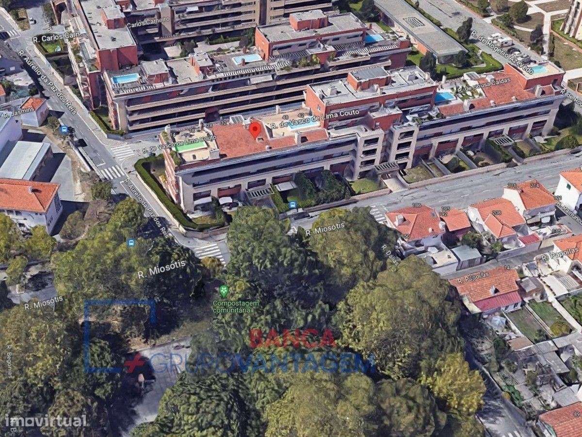 Apartamento T5 Duplex no Porto - Grande imagem: 1/6