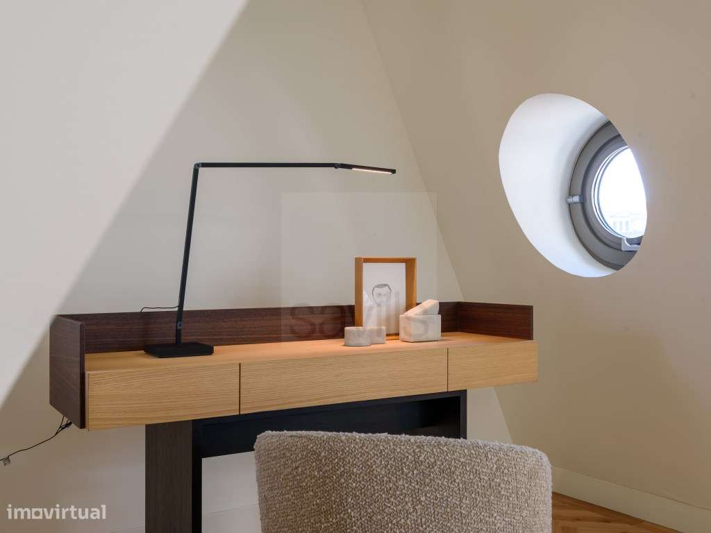 Apartamento T2 Duplex Avenida dos Aliados - Grande imagem: 5/27