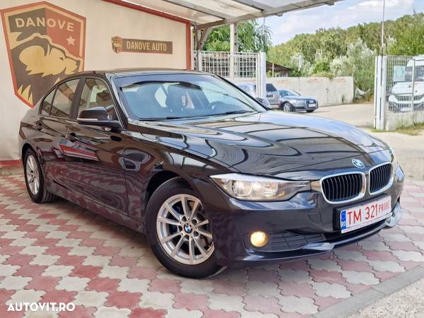 BMW Seria 3 320d Efficient Dynamic Edition Aut. - 3