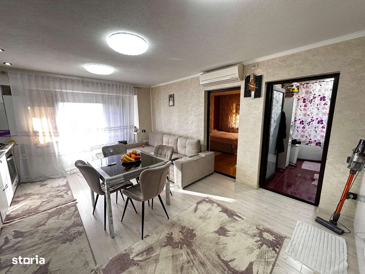 Apartament 2 camere transformat in 3- str. Nae Leonard-1