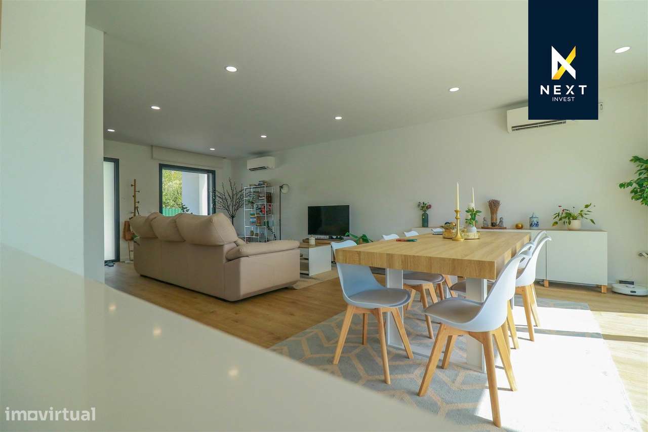 Moradia Geminada T4 com Piscina – Viseu-22