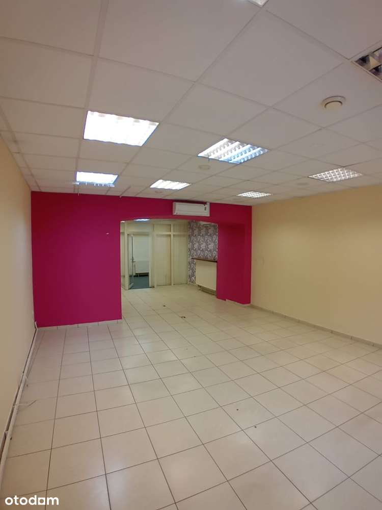Lokal w centrum Żywca sprzedam-14