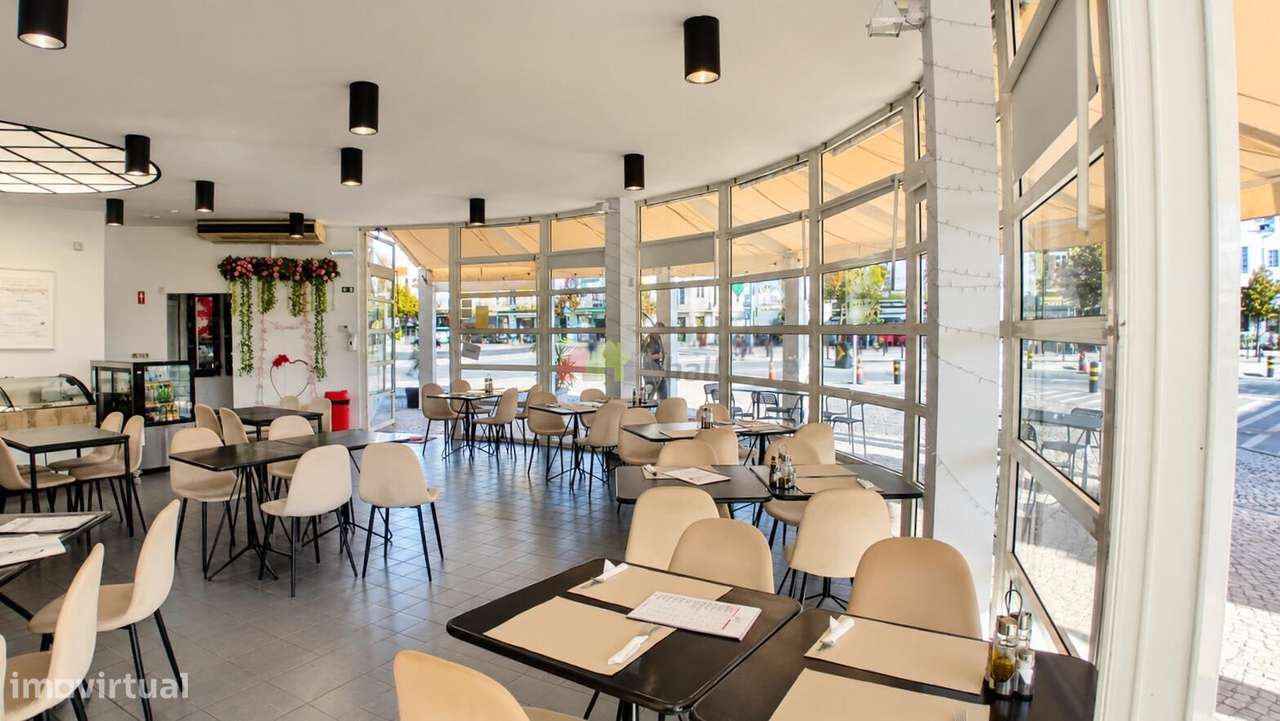 Av. Luísa Todi: Trespasse de Restaurante Pronto a Faturar – Vista Mar-8