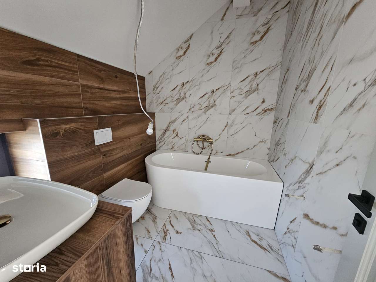 Vila Bucium-Visan, cartier privat, 700 mp teren, 4 camere 3 bai - Imagine principală: 4/12