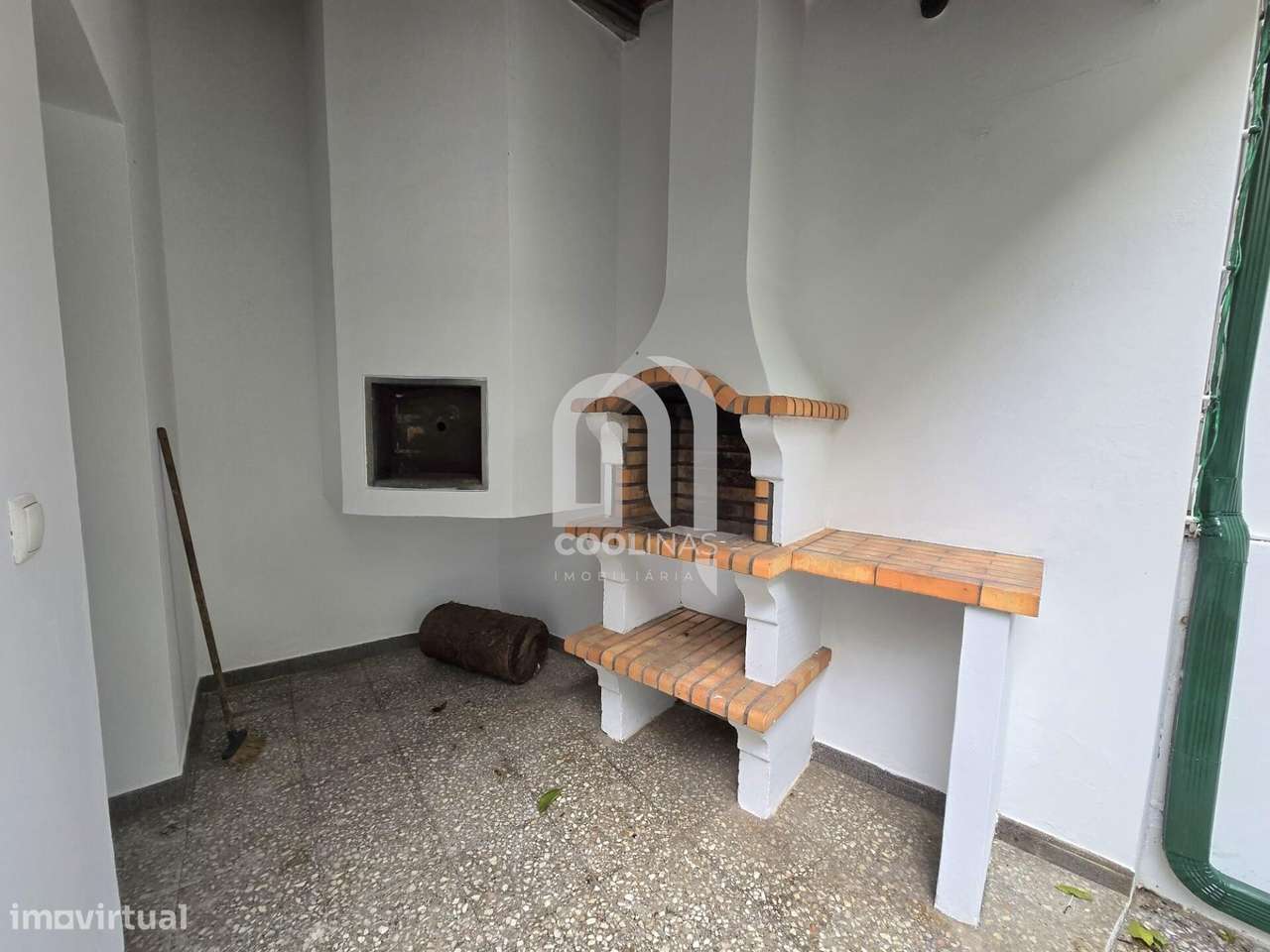 Apartamento T3 Renovado, com logradouro, Cruz de Pau - Grande imagem: 4/31