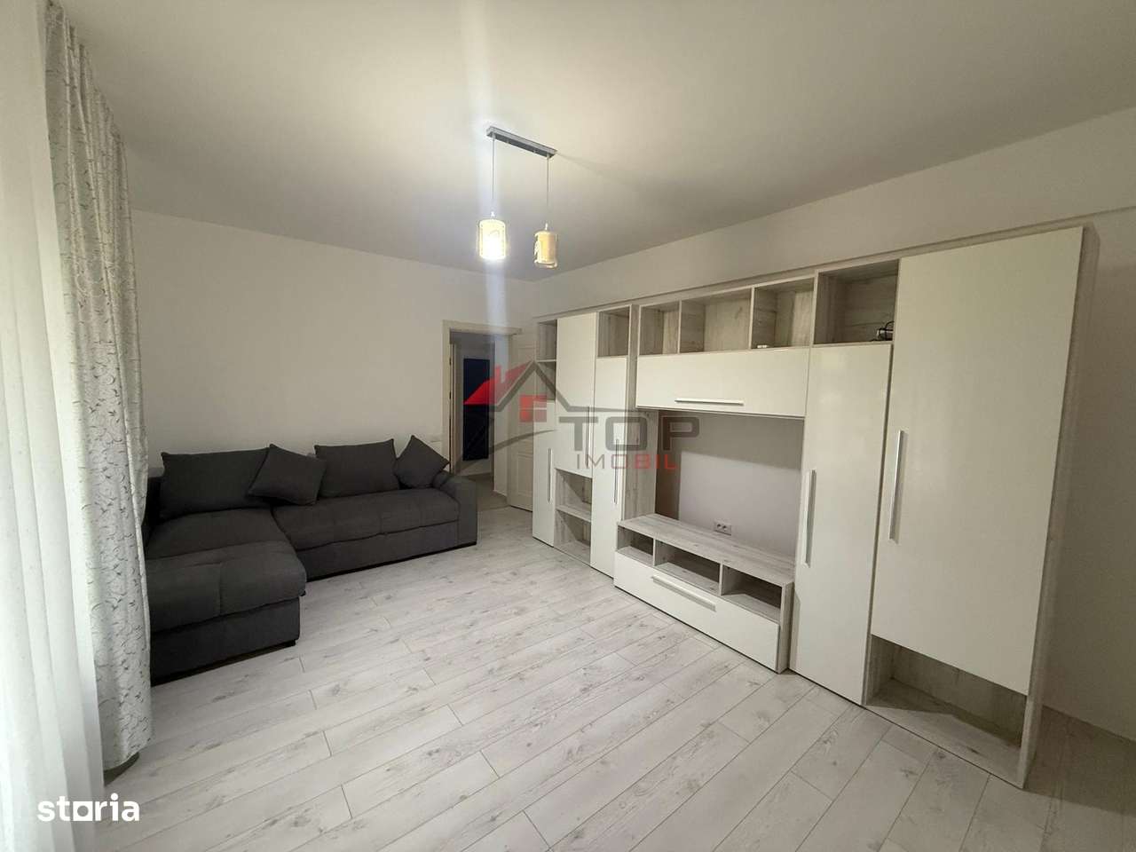 Inchiriere 2 camere decomandat - Valea Lupului - Atrium Garden - Imagine principală: 3/13