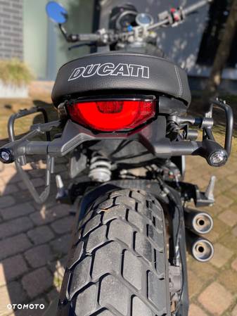 Ducati Scrambler - 12