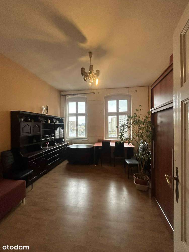 Mieszkanie w świetnej lokalizacji 41m2 z widokiem na Rynek Łazarski-3