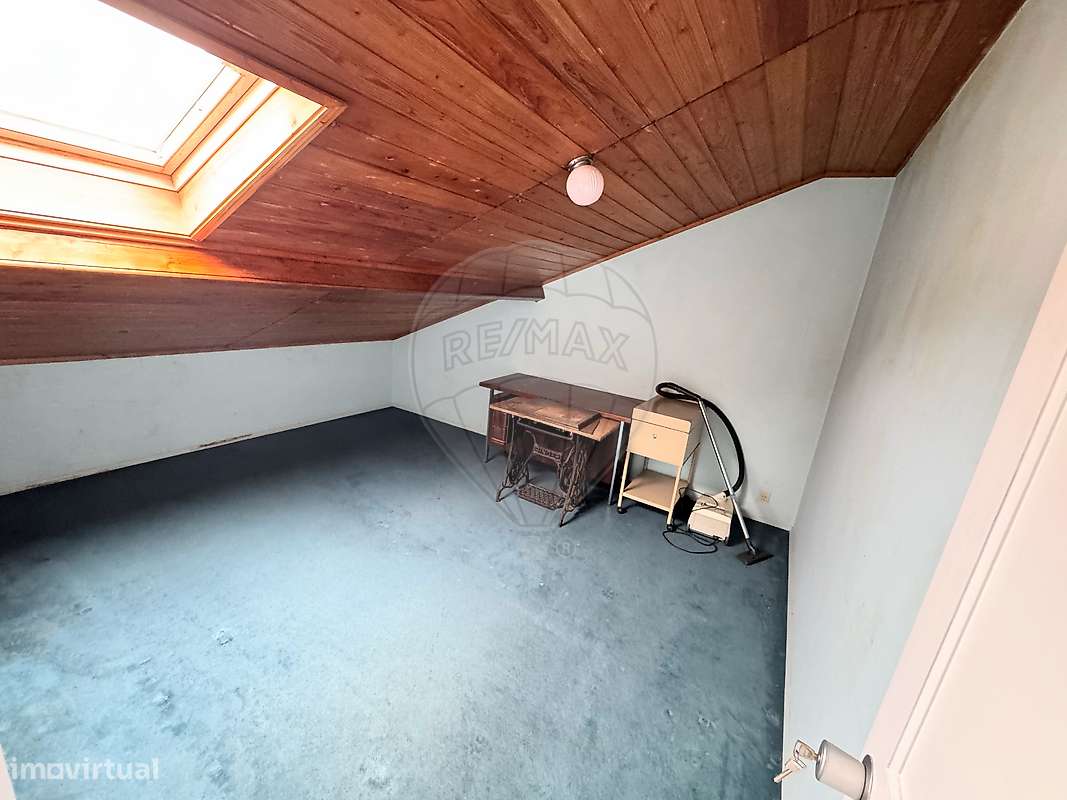 Moradia T5 para venda-15