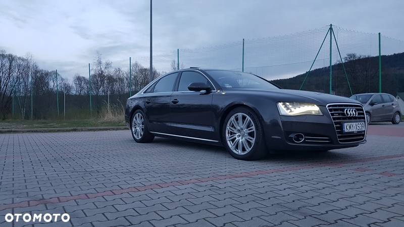 Audi A8 4.2 TDI Quattro - 1