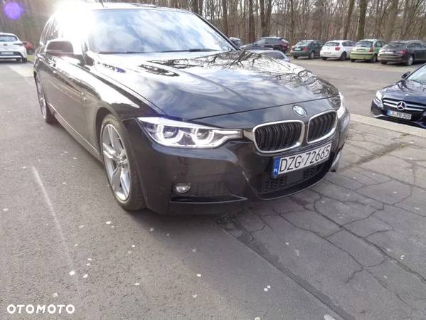 BMW Seria 3 320d Touring xDrive M Sport - 26