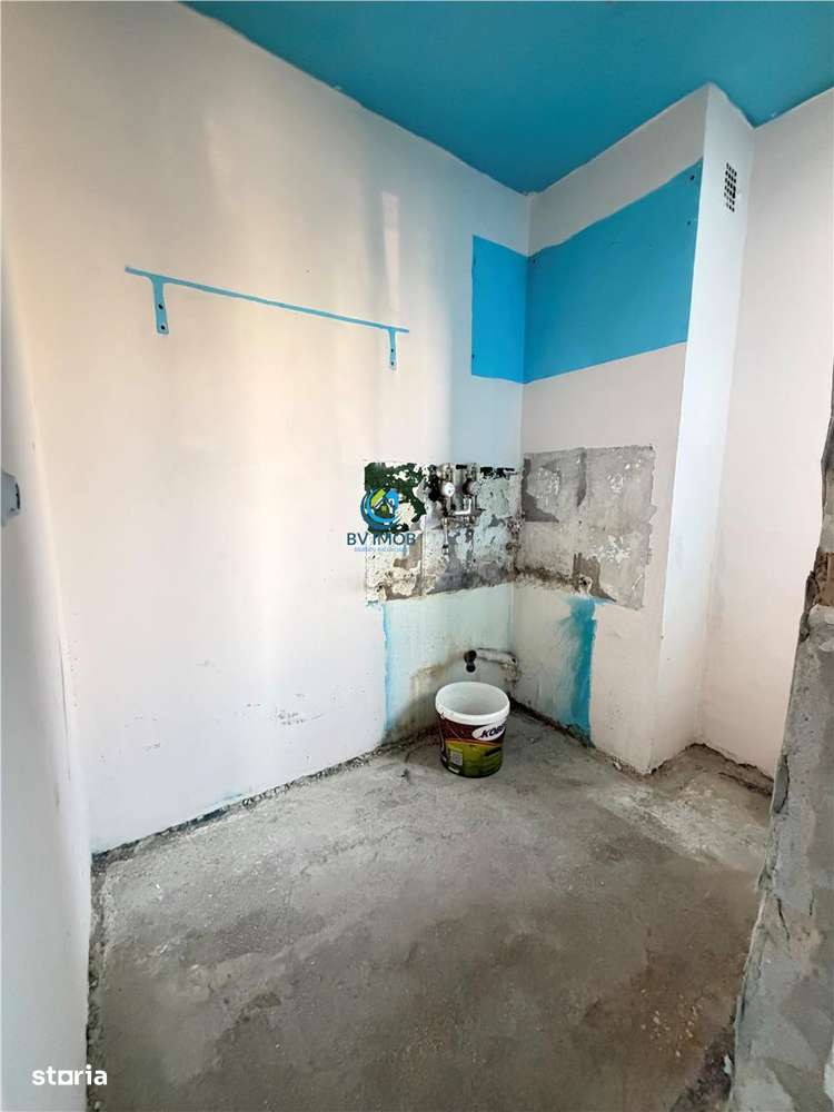 Vanzare garsoniera, zonaTractorul, etajul 1, insorita-4
