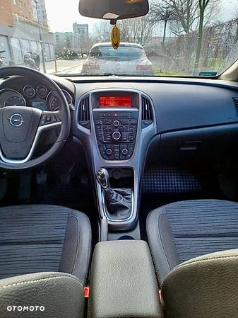 Opel Astra IV 1.6 Active EU6 - 7