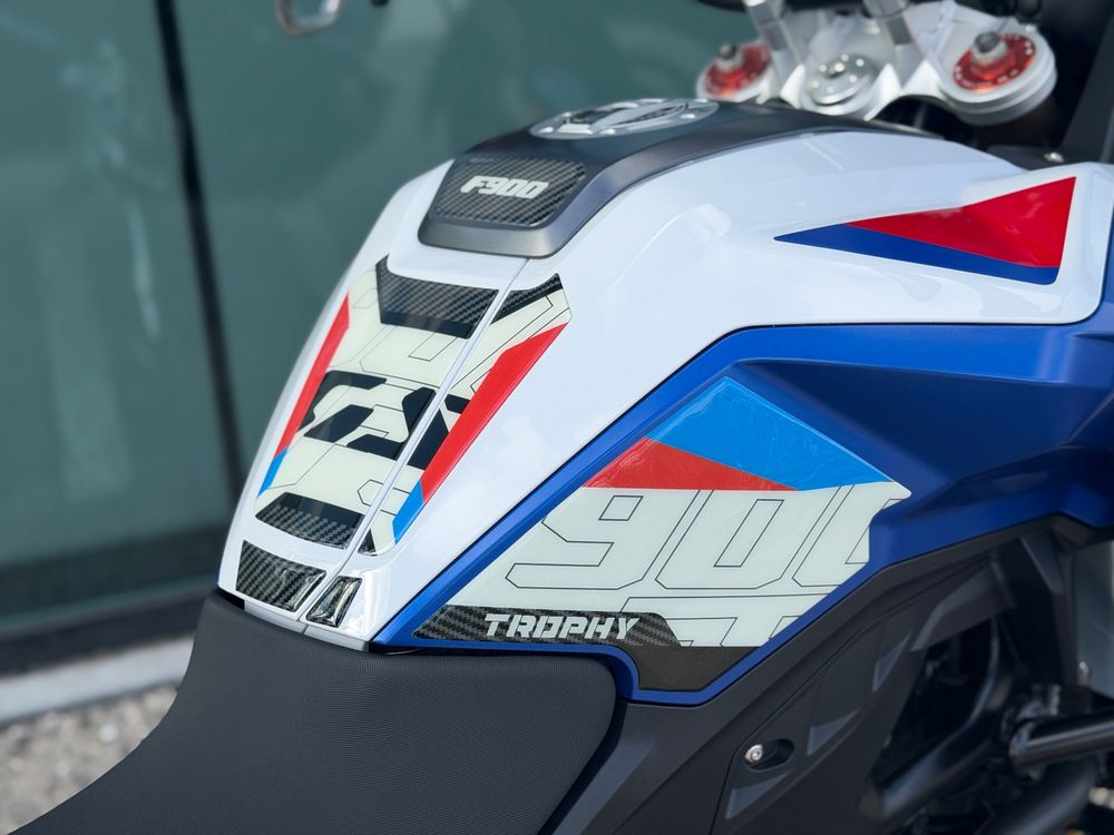 BMW F 900 GS