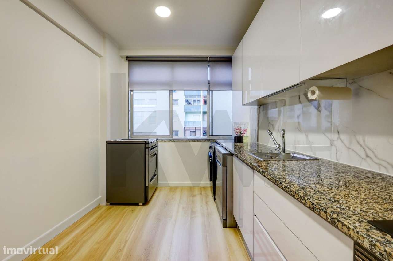 Apartamento T2 no Cacém com cozinha e wc totalmente renovados - arrend - Grande imagem: 5/18