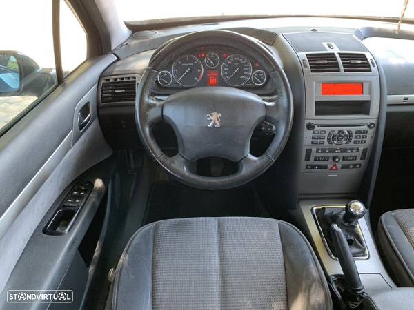 Peugeot 407 1.6 HDi Executive - 32