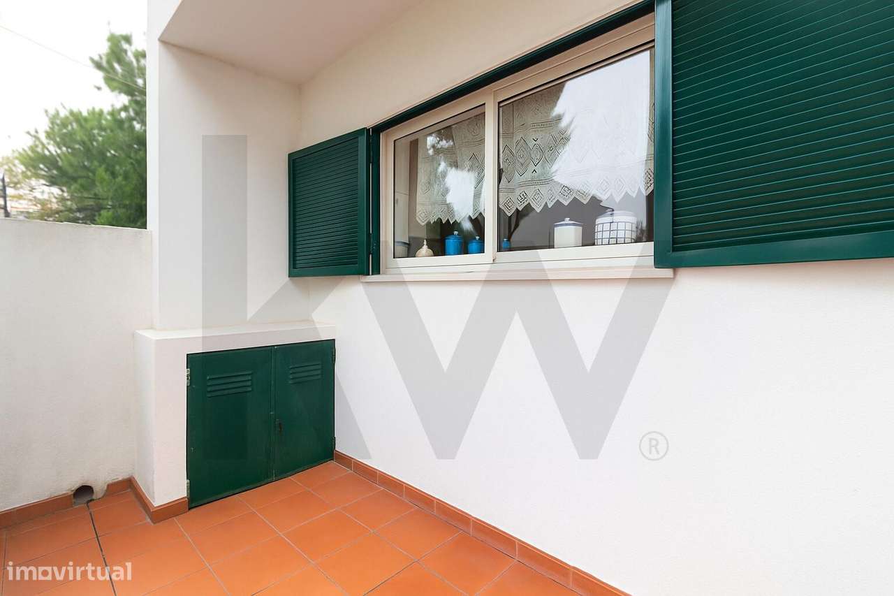 Moradia T3 com vista mar na Ericeira, conforto, privacidade e qualidad - Grande imagem: 4/39