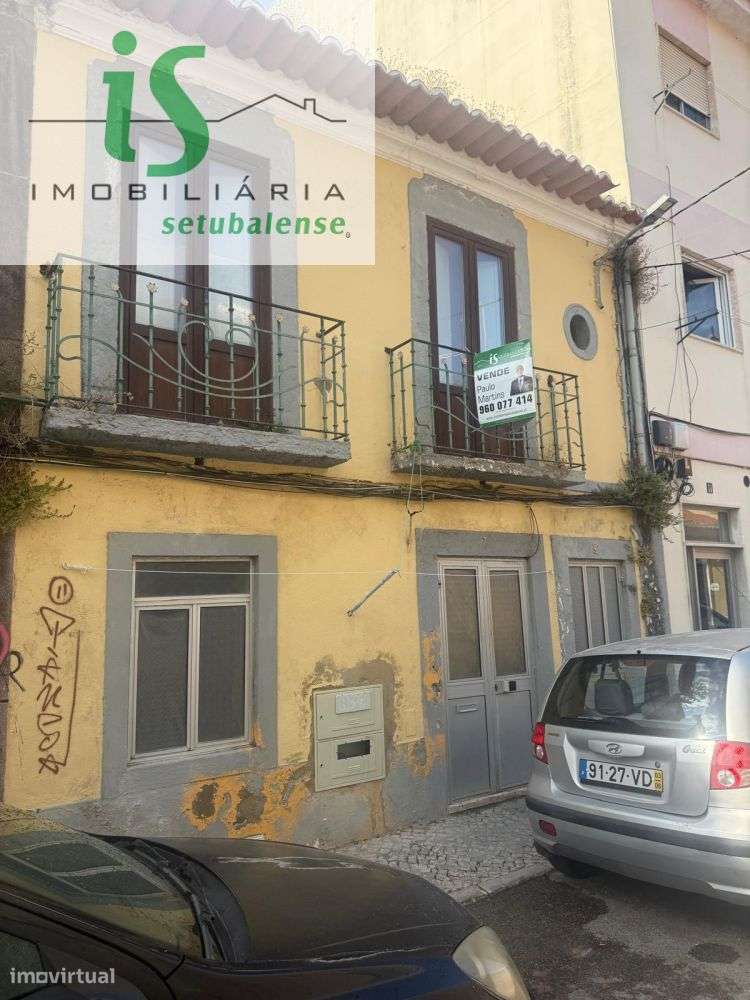 PRÉDIO PARA REMODELAR NA FONTE NOVA EM SETÚBAL-0