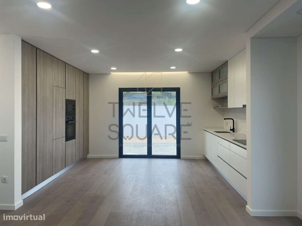 Moradia T3 em construção em Porto de Mós - Grande imagem: 5/16