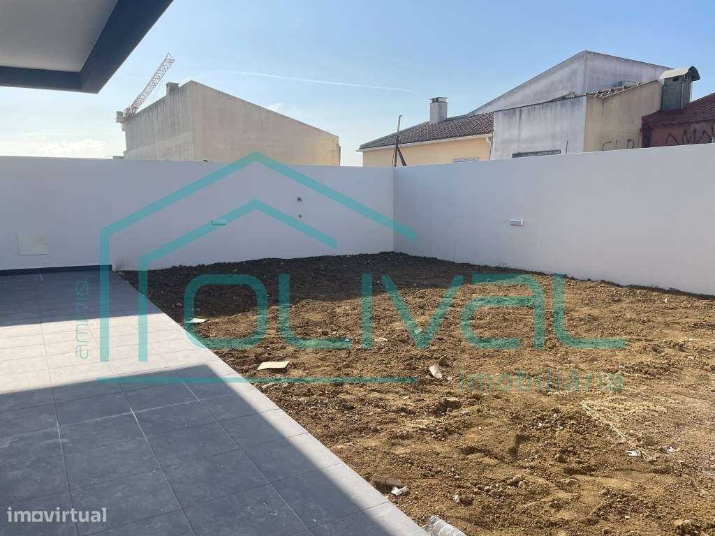 Agradável Moradia T4 A 20 minutos de Lisboa-41