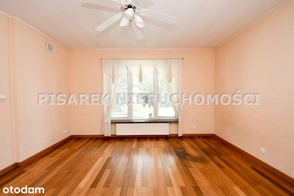 Duży komfortowy dom w Konstancinie-10