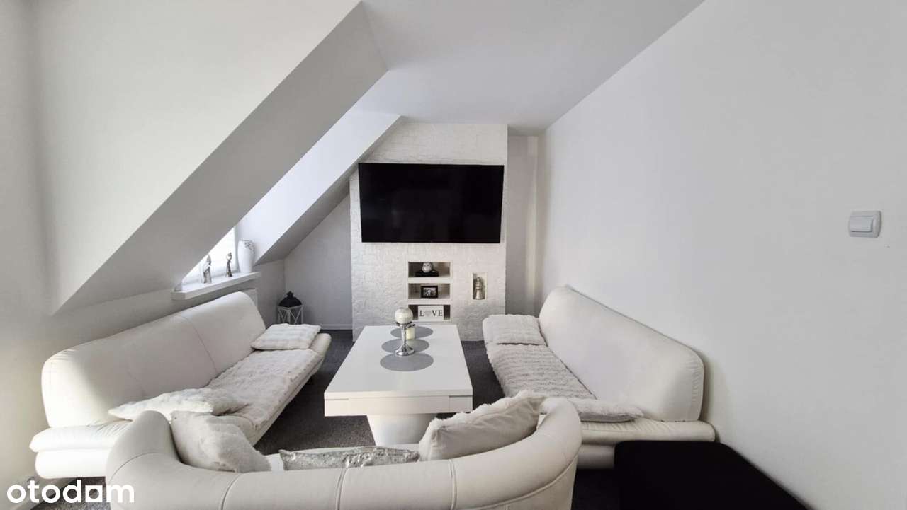 Piękne 2 poziomowe mieszkanie z balkonem, 2 łazienki!-4