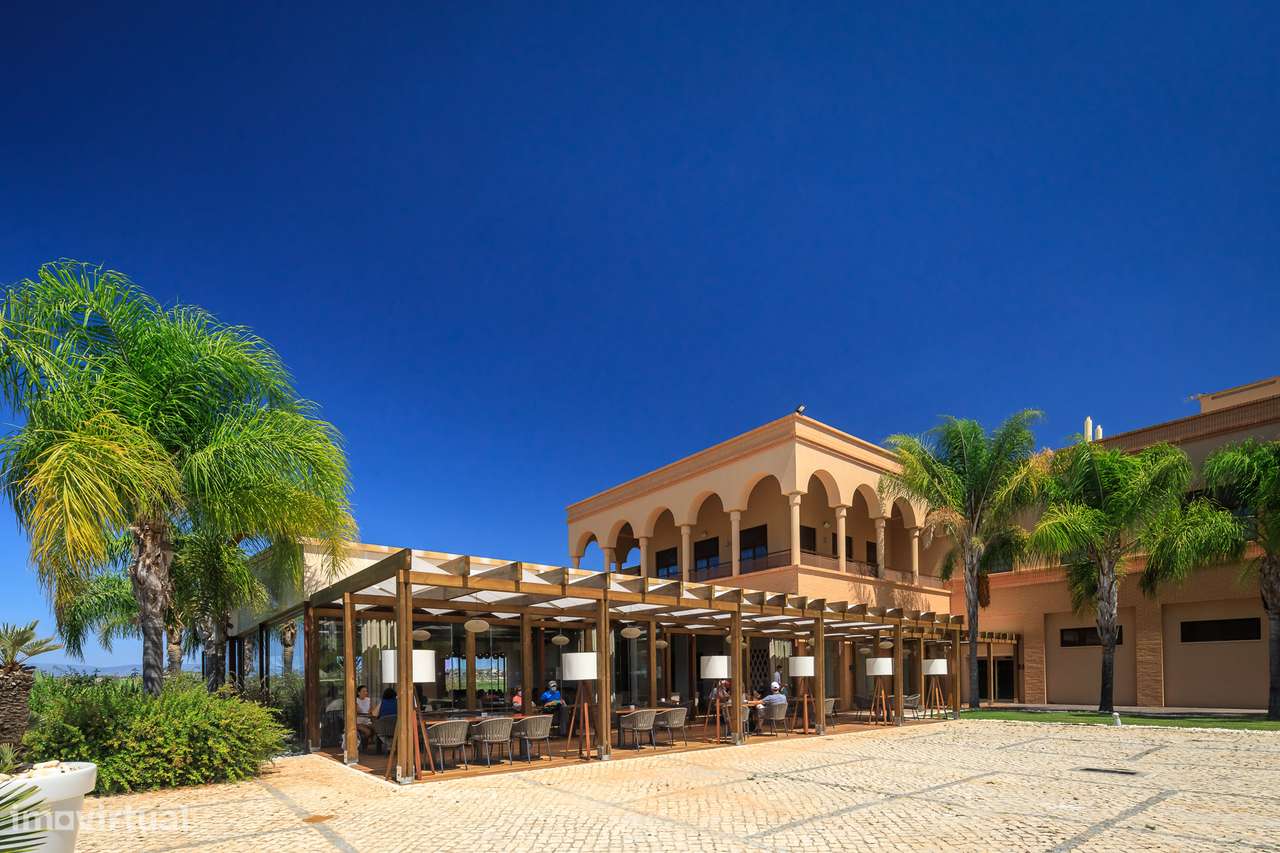 Penthouse T3 num Exclusivo Resort de Golfe-46