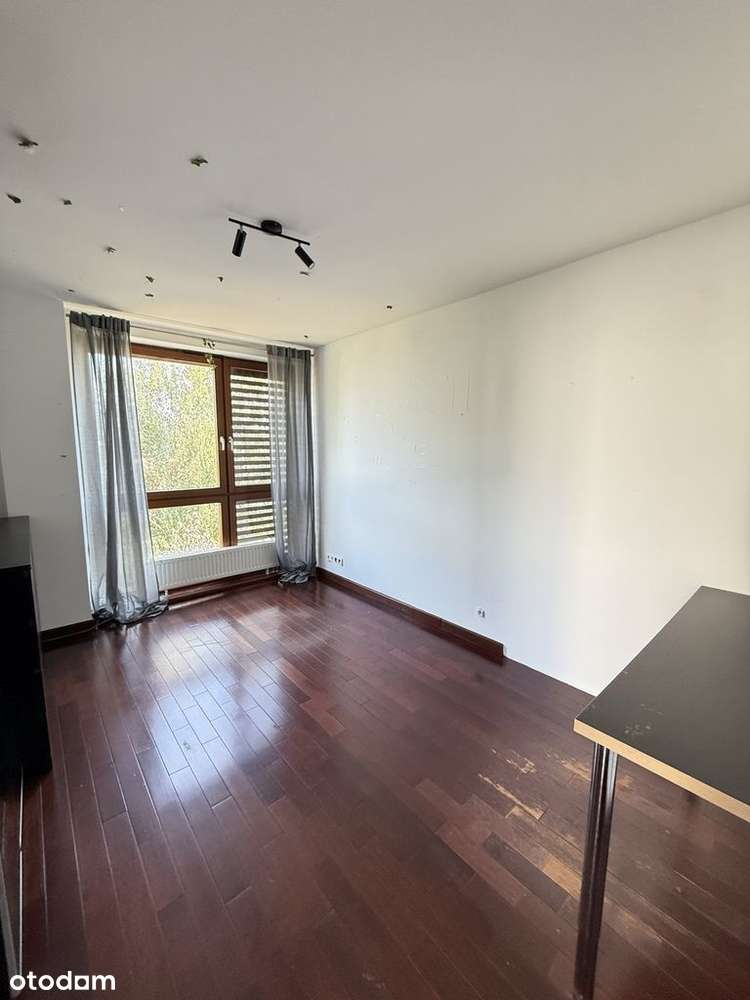 Duży apartament z ogródkiem w super cenie !-10