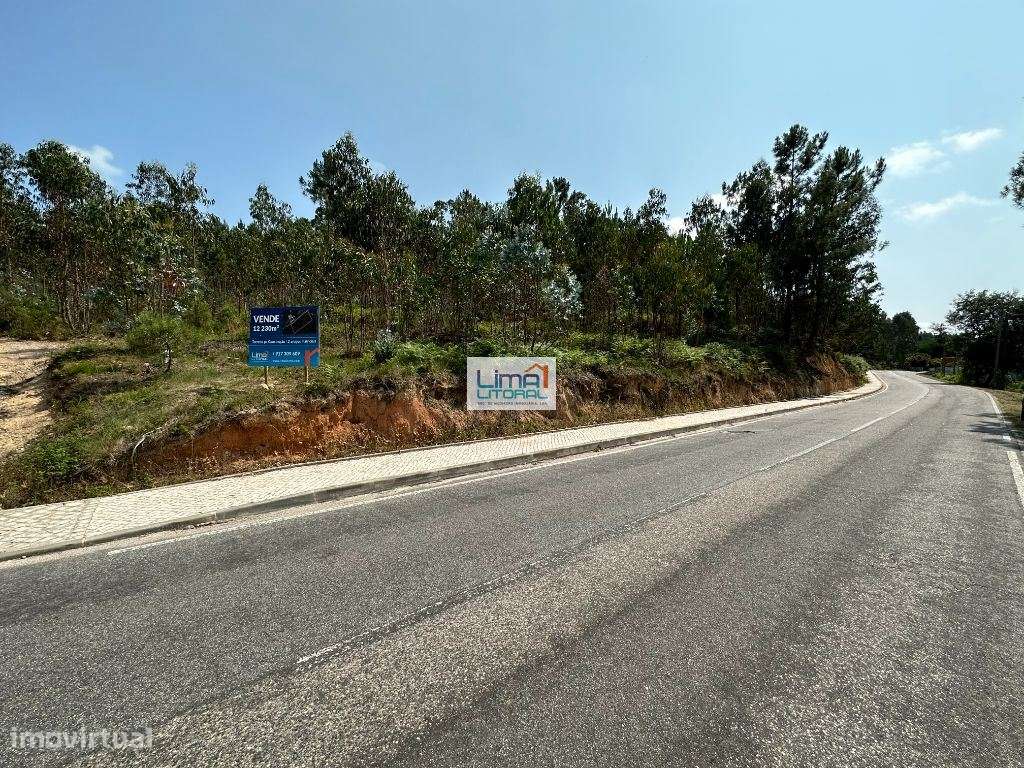 Terreno com 12.230 m2 - parcialmente em zona de construção - Arrabal - Grande imagem: 2/4