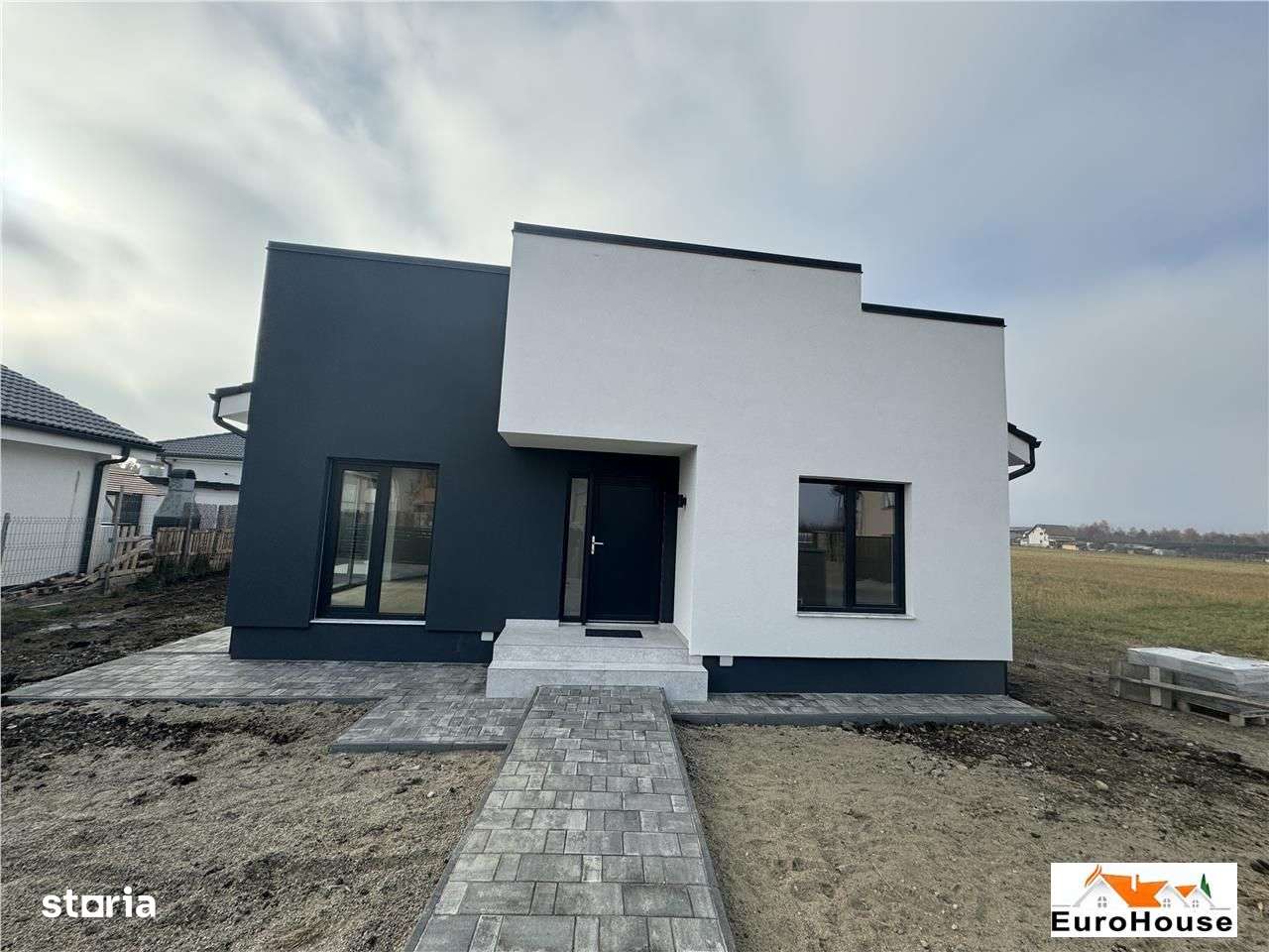 Casa pe un nivel de vanzare in Alba Iulia - Imagine principală: 4/13