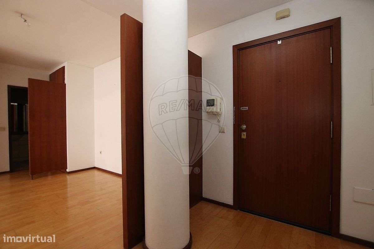 Apartamento T1 para arrendamento - Grande imagem: 2/9