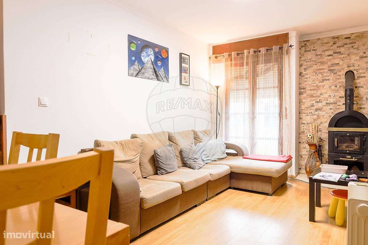 Moradia T3 para venda - Grande imagem: 2/17