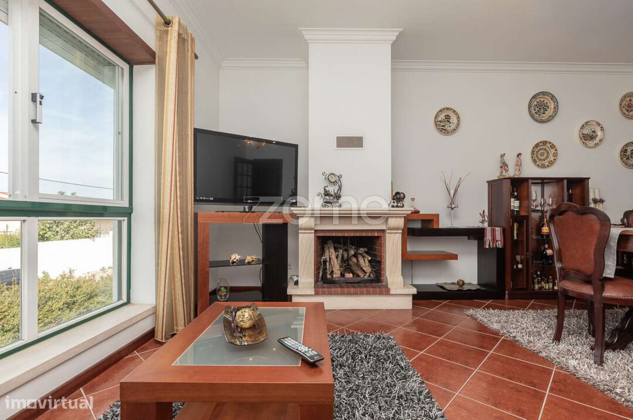 Apartamento T3+2 com Garagem| Cernache, Casconha-2