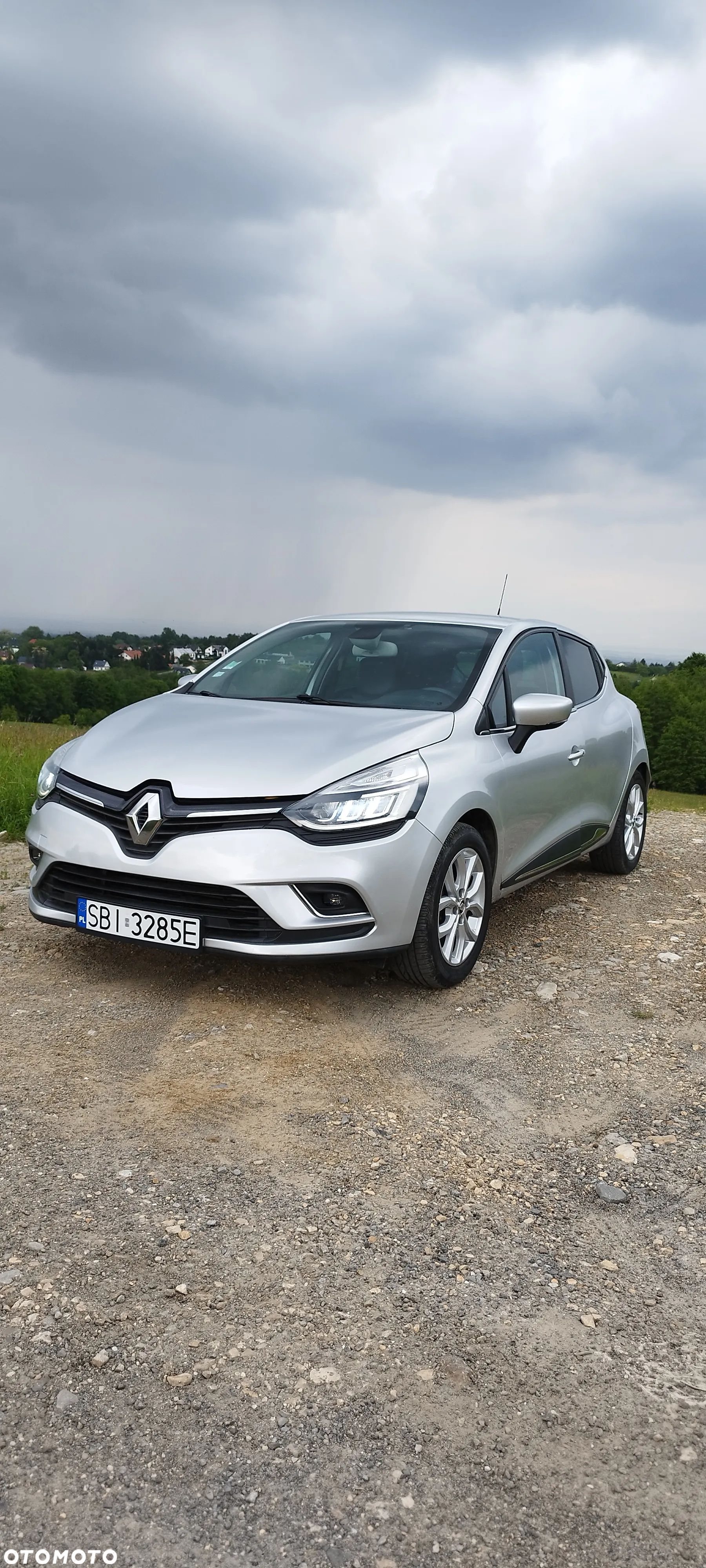 Renault Clio - 1