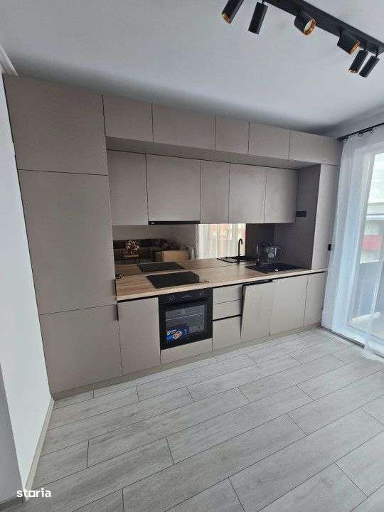 Apartament  cu 3 camere,2bai si 2 parcari - Imagine principală: 3/15