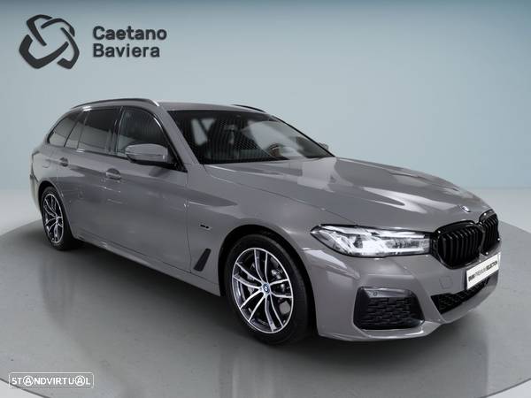 BMW 530 e Pack M - 8