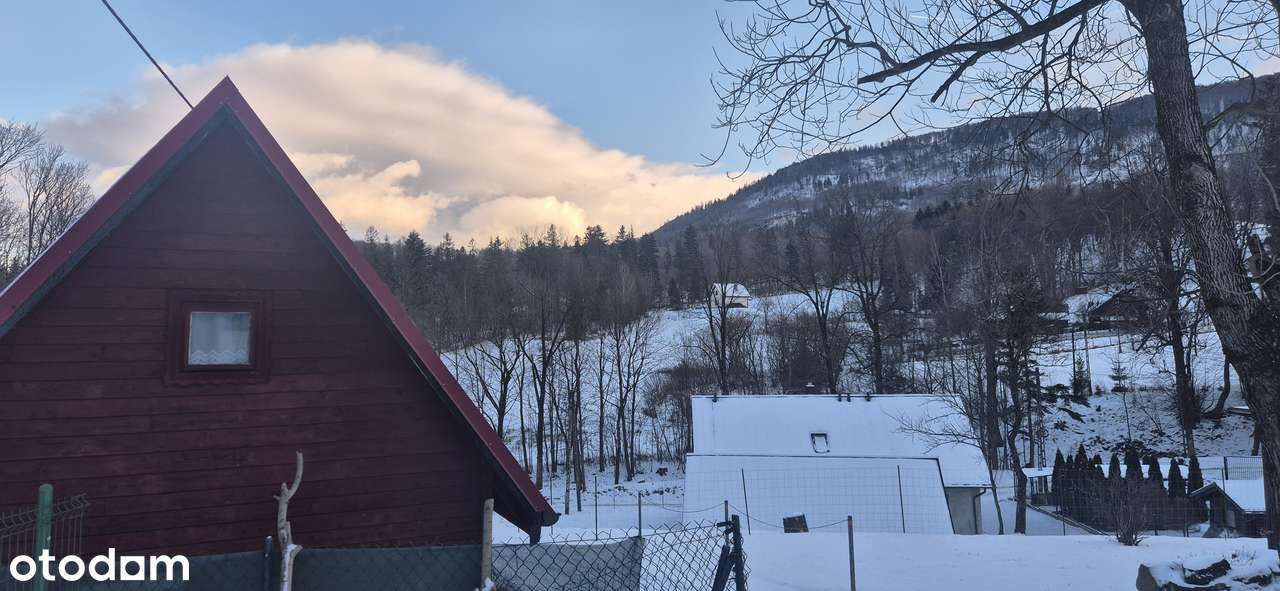 Na sprzedaż atrakcyjna działka położona w malowniczej miejscowości-0