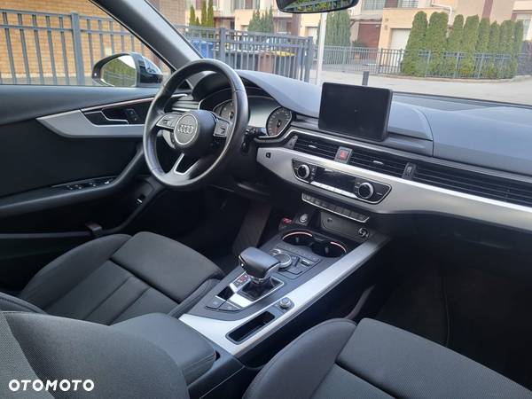 Audi A4 2.0 TDI S tronic - 24