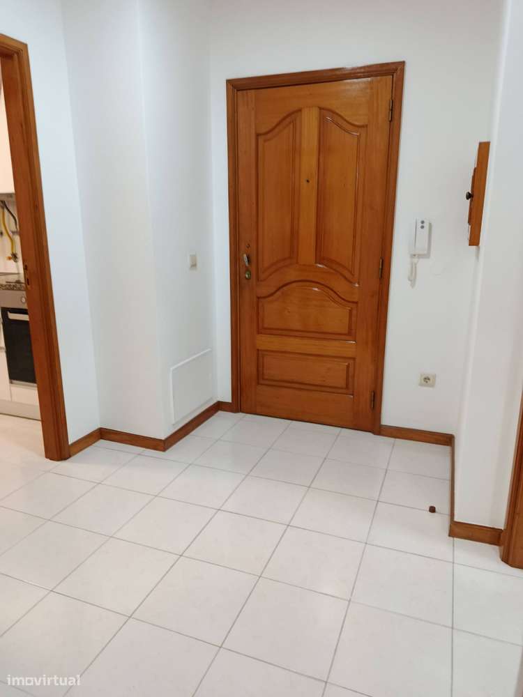Apartamento T1, com lugar de garagem, Canidelo-11