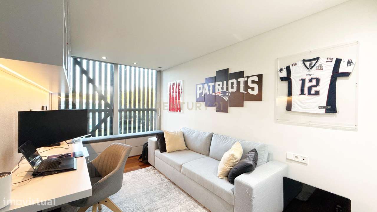 Moradia Térrea de Luxo com Piscina Aquecida e Jacuzzi a 2 km da Praia-35